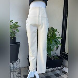 🌿 Zara Slim Fit High Waist Pants in Cream Beige, M